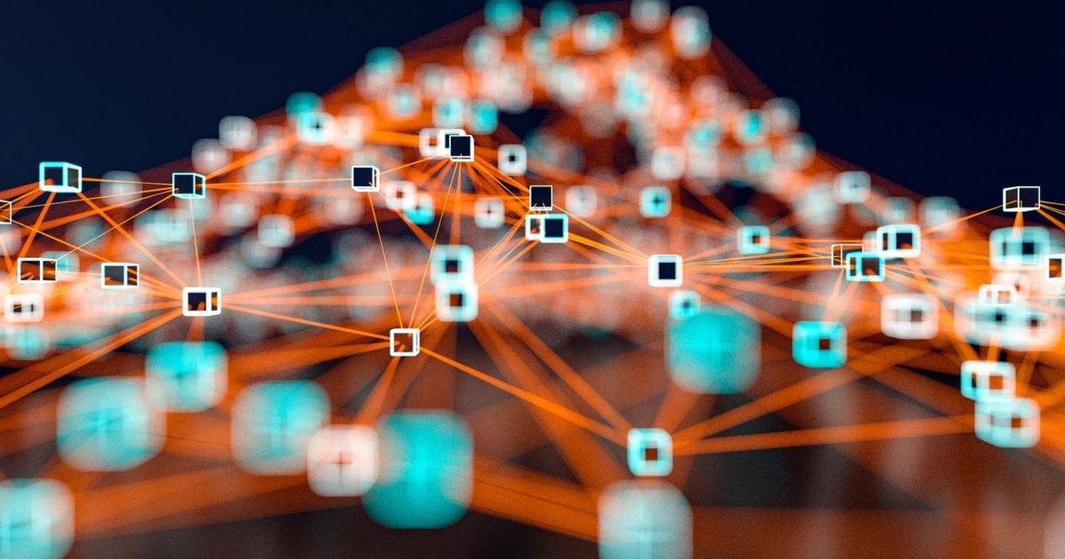 Kubernetes im Unternehmen: Chancen & Herausforderungen Farbiges Geflecht aus miteinander verbundenen Quadraten